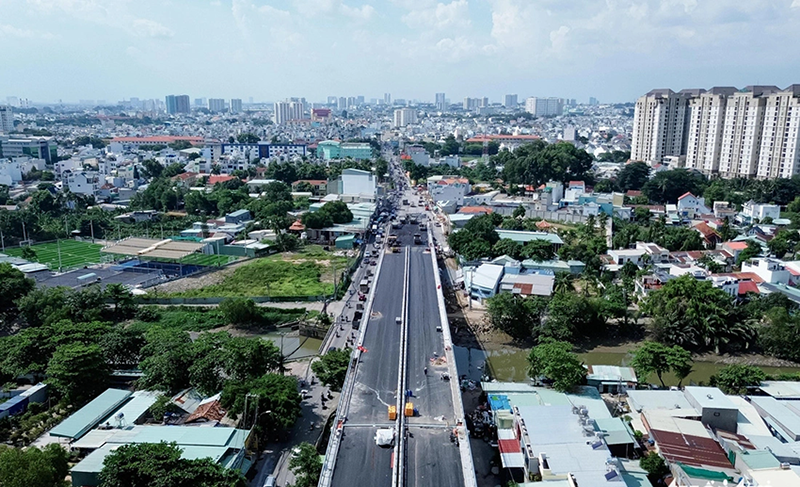 Cầu Nam Lý